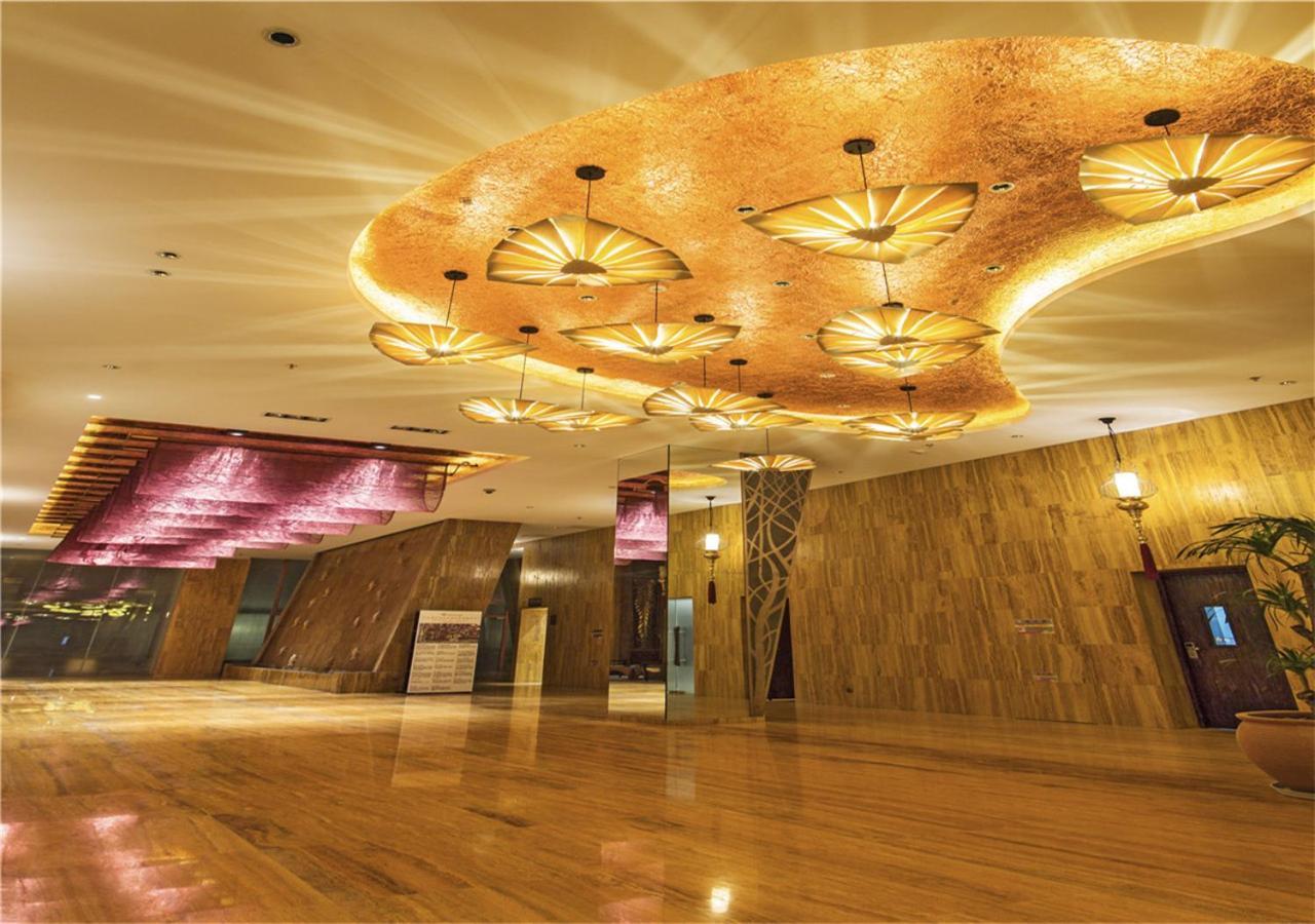 Mangrove Tree Resort World Sanya Bay-Coconut Buitenkant foto
